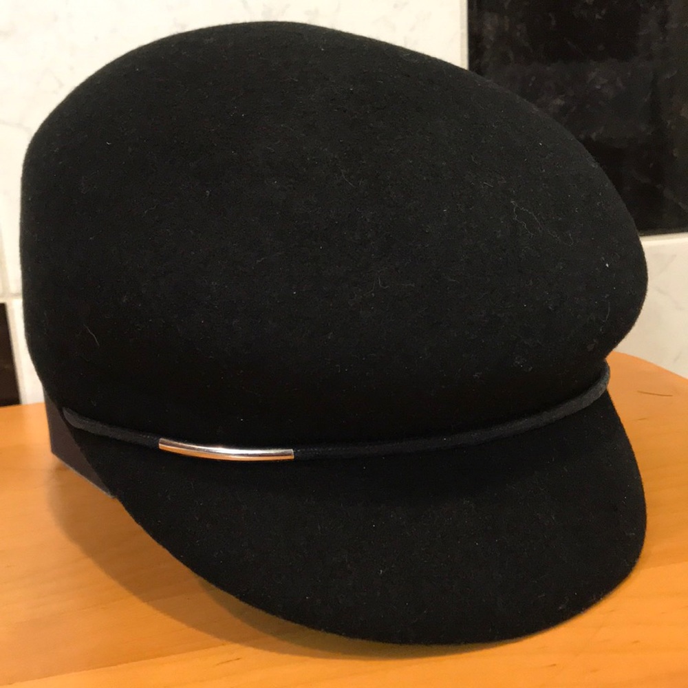 Nine West Black Wool Newsboy Style Cap (NWT)